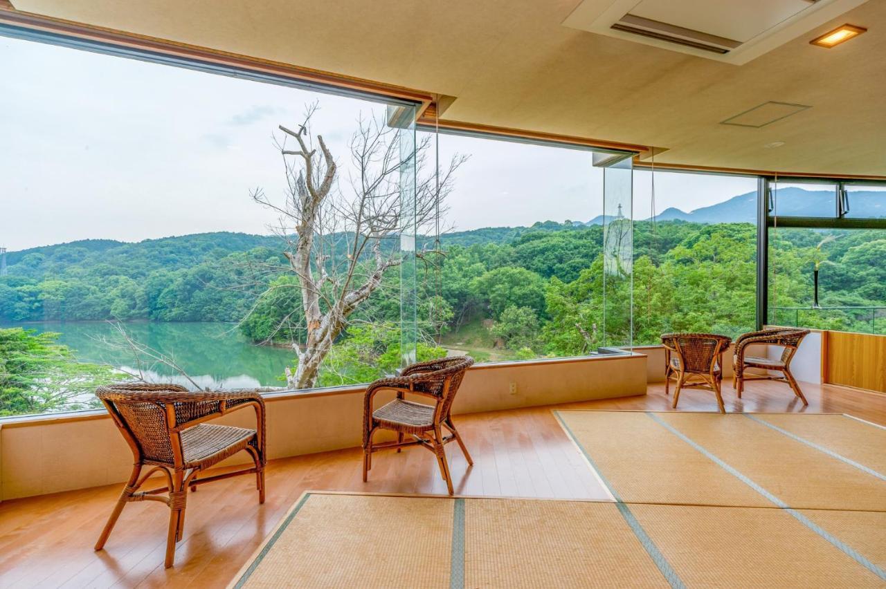 Hotel Yumeka Hisayama Bagian luar foto